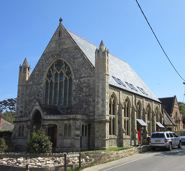 Former Methodist Church, The Avenue, Totland (May 2016) (2)