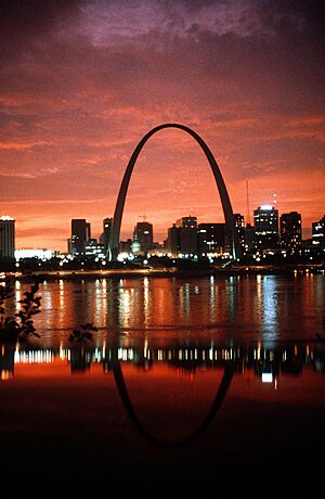 Gateway Arch and night skyline