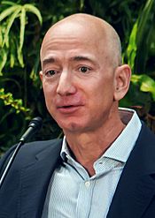 Jeff Bezos at Amazon Spheres Grand Opening in Seattle - 2018 (39074799225) (cropped)