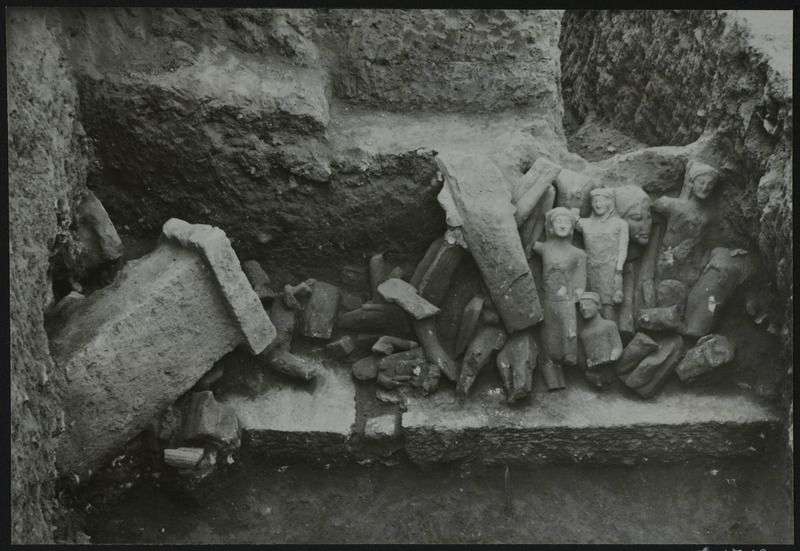 Kition. The cult room. Statues in situ