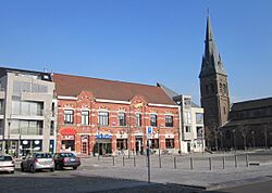 Kuurne Marktplein.JPG