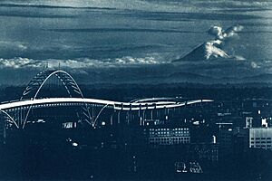 MSH-10B Mount St. Helens Erupts, Portland View, May 18, 1980 (22636191326)
