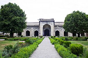 Pathar Masjid in Srinagar