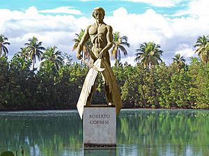 Statue of the pirate captain Roberto Cofresí.jpg