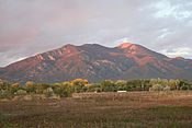 Taos Mountain at Sunset (2973710102).jpg