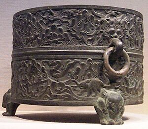 Western Han bronze wine warmer