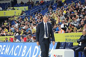 Šarūnas Jasikevičius Fenerbahçe Basketbol TBSL 20241006 (3)