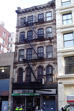 359 Broadway