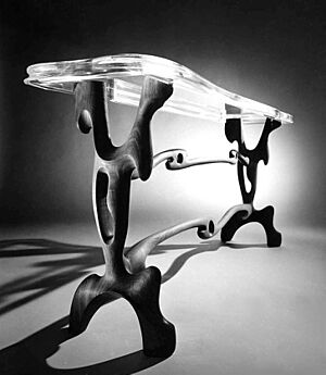 Dali table