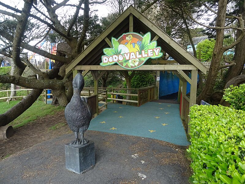 Dodo statue at Blackgang Chine