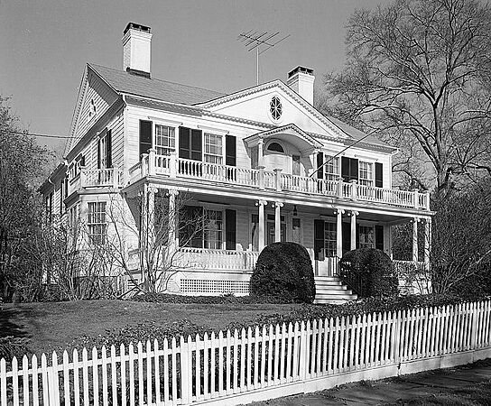 Henry Sturges House, 608 Harbor Road, Southport (Fairfield County, Connecticut)