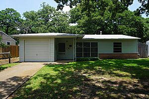 Irving June 2019 37 (Ruth Paine Home)