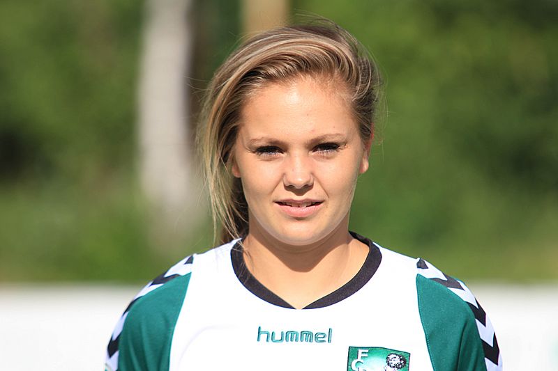 Lieke Martens 2012 4