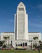 Los Angeles City Hall front view 2014