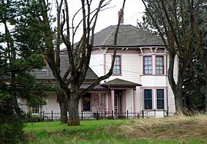 Moore House - Moro Oregon