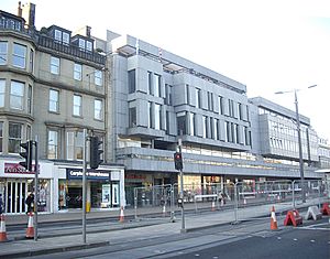 New Club, 86 Princes Street, Edinburgh (geograph 3503984)