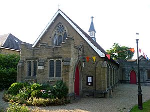 St Paul's Church, Hadley Wood 03.JPG