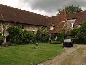 The Cloisters, Hurley, Berkshire Geograph-2214336-by-Mick-Crawley