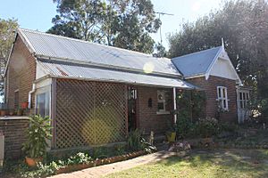 493 - Macquarie Grove (5045549b4)