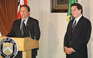 Andrew Cuomo and Lawrence Summers hold a press conference on predatory lending