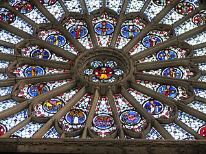 Baie 121 - détail 6 - rose des Libraires, cathédrale de Rouen
