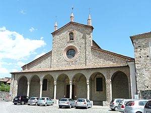 Bobbio-abbazia di san colombano-esterno6