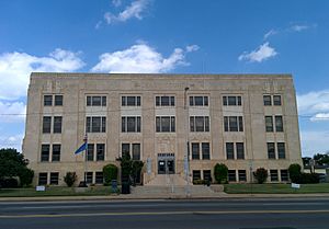 Grady County Courthouse in Chickasha (2014)