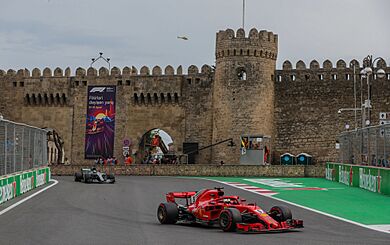 Ilham Aliyev watched the opening ceremony of the 2018 Formula-1 Azerbaijan Grand Prix and final race 35