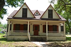 Keller-Grunder House, Cuero, Texas