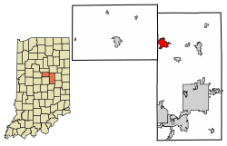 Location of Elwood in Madison County and Tipton County, Indiana.