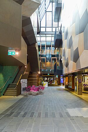 RMIT New Academic Street 201708