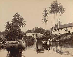 Stone bridge, Alleppey 1900