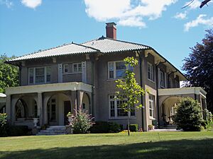 Vander Veer HD House