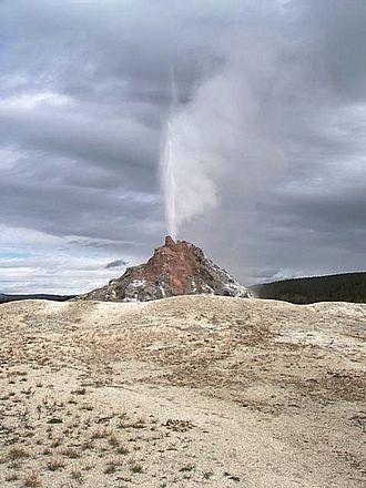 White-dome-geyser.jpg