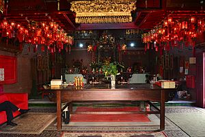 (1)Yiu Ming Temple-2.jpg