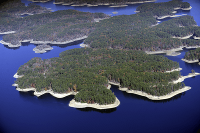 Aerial view of Lake Ouachita, AR