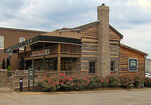 Carmichael-inn-lenoir-city-tn1