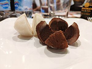 Chocolate and vanilla mochi ice cream
