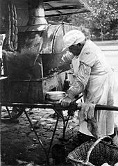 Choripan street vendor 1925