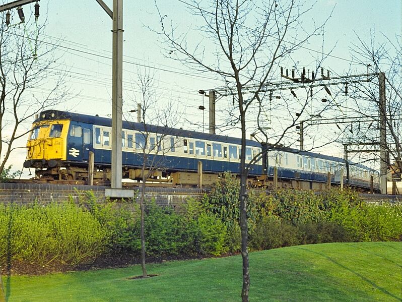 Class 304 304016 (6833411060)