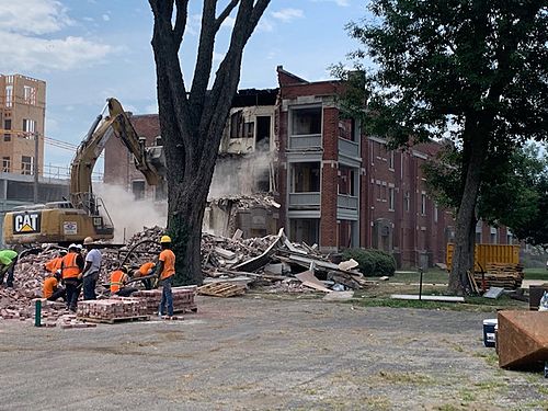 Demolition of Historic Knickerbocker Apartments in Kansas City, July 2020