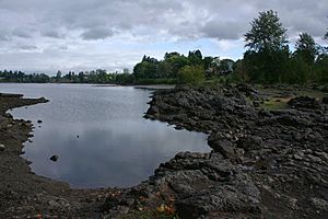 Elk Rock Island (Portland, Oregon).jpg