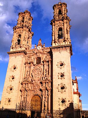 Fachada de santa prisca