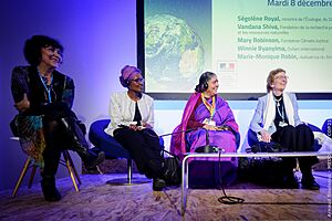 Femmes et Climat au pavillon de la France (en présence de Ségolène Royal, Vandana Shiva, Mary Robinson, Winnie Byanyima, Marie-Monique Robin)
