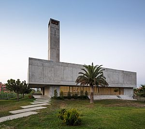 Iglesia de Santa Josefina Bakhita en Playa Granada. Motril, Granada