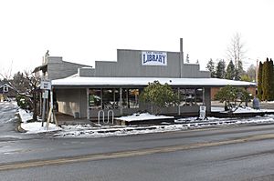 Lake Stevens, WA - library on a snowy day