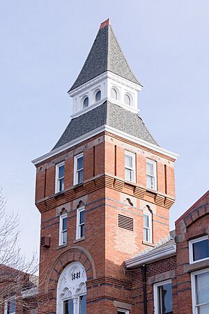 Linton Hall Michigan State University 2016-1443