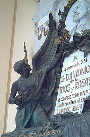 Mausoleo de Antonio Ríos Rosas 02