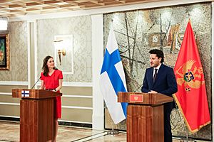 Pääministeri Marin tapasi Podgoricassa Montenegron pääministeri Dritan Abazovićin (52160341559)
