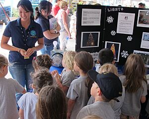 Pearl Harbor NEX Earth Day Expo Educates Young Minds About the Environment (17201124686)